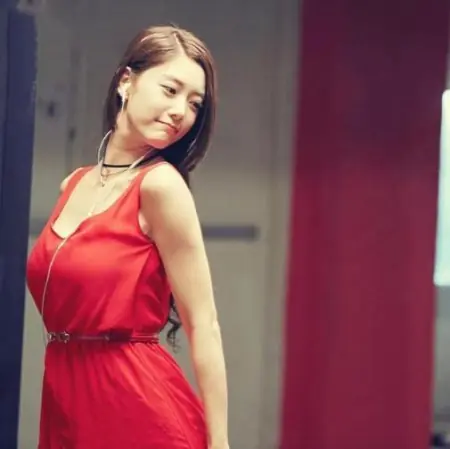 “亚洲第一美女”李成敏有多撩人？身材颜值双双在线，太有气质了